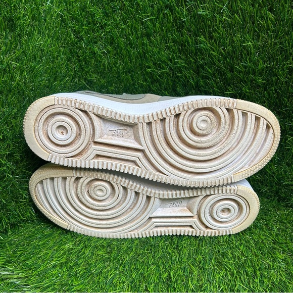 Nike Air Force Men's Green High-Top Sneakers - Picture 5 of 7